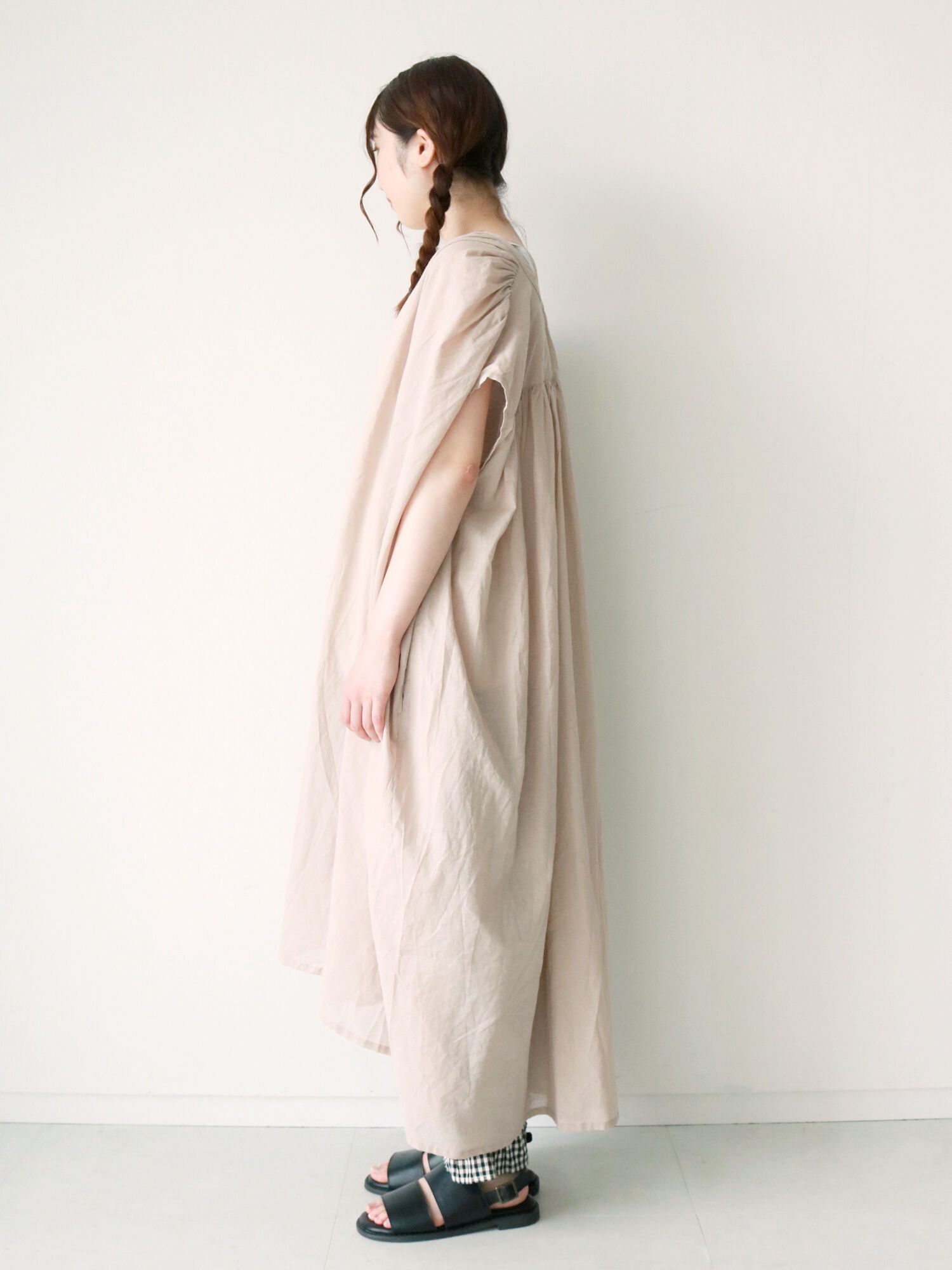 セール フレンチスリーブギャザーワンピース ブラック ベージュ ミント ネイビー ワンピース Sm2 サマンサ モスモス 公式通販