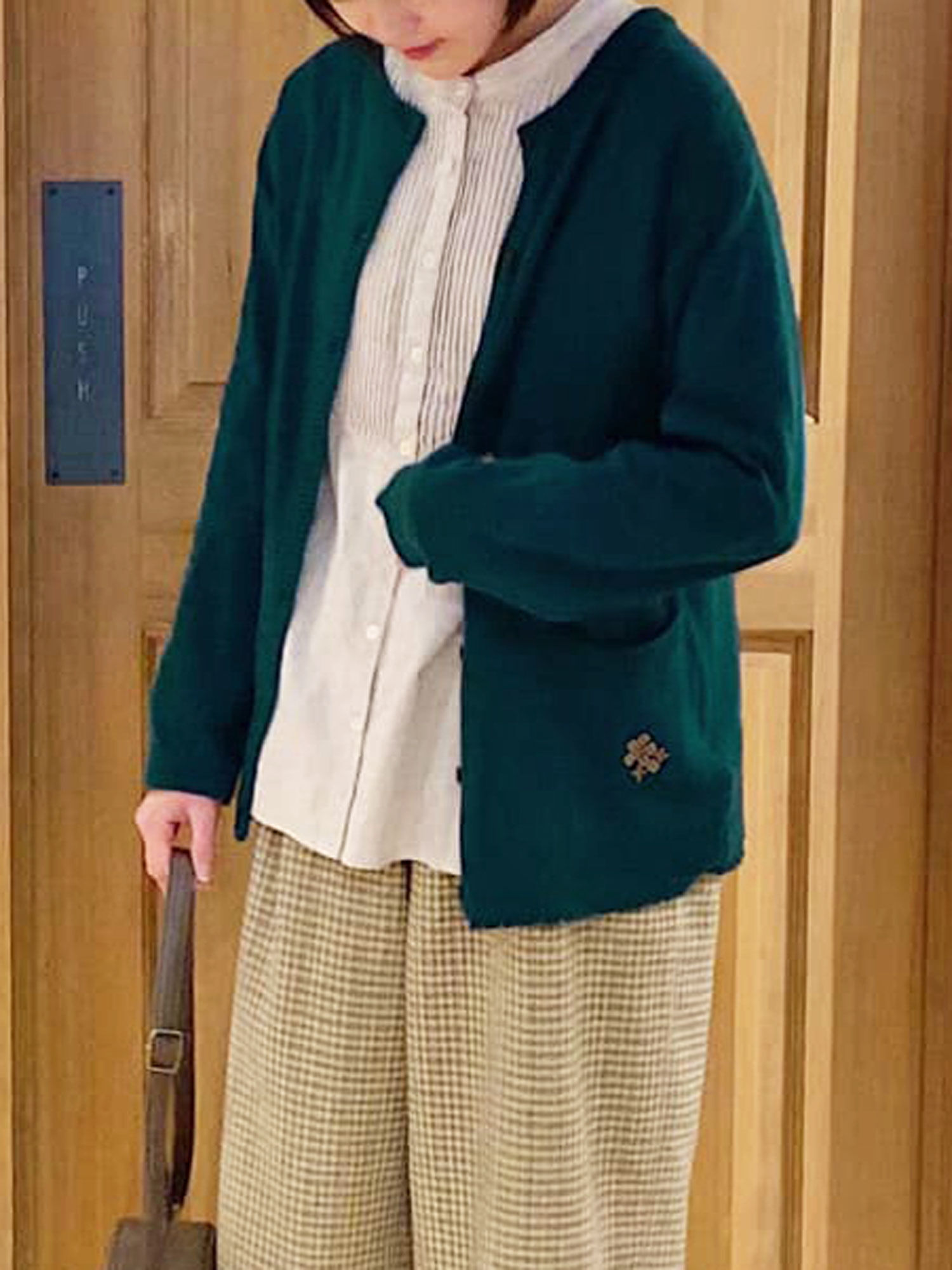 純正 最初に ピンチ 花 カーディガン 消毒する ましい 言語