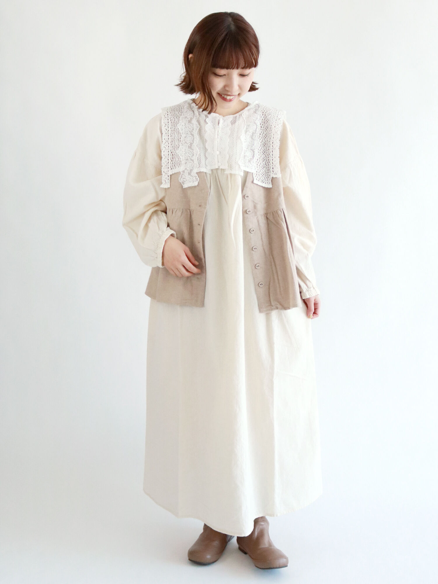 セール 取り外しレース付ワンピース チャコールグレー ベージュ ブルー キナリ ワンピース Sm2 サマンサ モスモス 公式通販