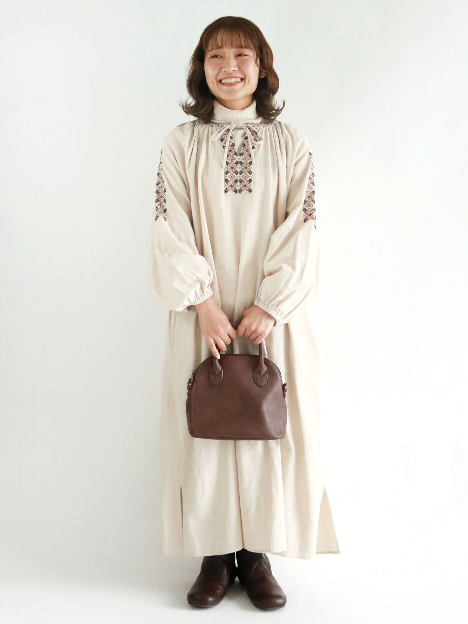 セール 刺繍ワンピース ブラック ブルー キナリ ワンピース Sm2 サマンサ モスモス 公式通販