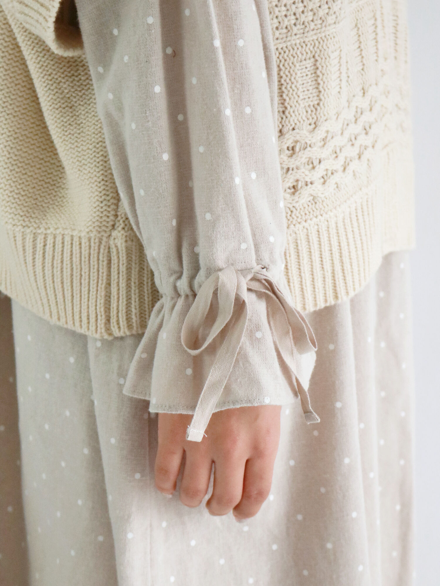 セール フリル袖ワンピース ブラック ベージュ モカ ラベンダー キナリ ワンピース Sm2 サマンサ モスモス 公式通販