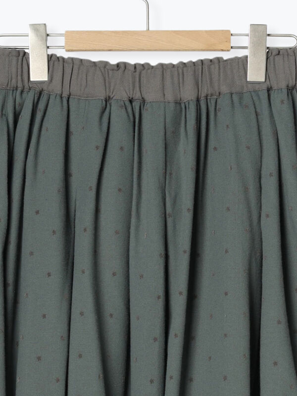 セール】 フラワー柄フロッキープリントスカート（ブラック/グリーン