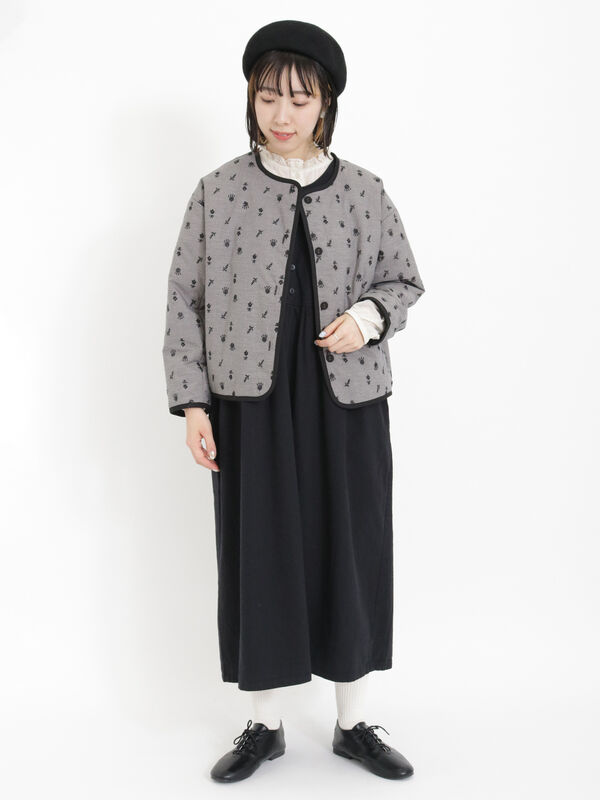 セール】 中綿刺繍パイピングジャケット（オフホワイト/ブラック/モカ