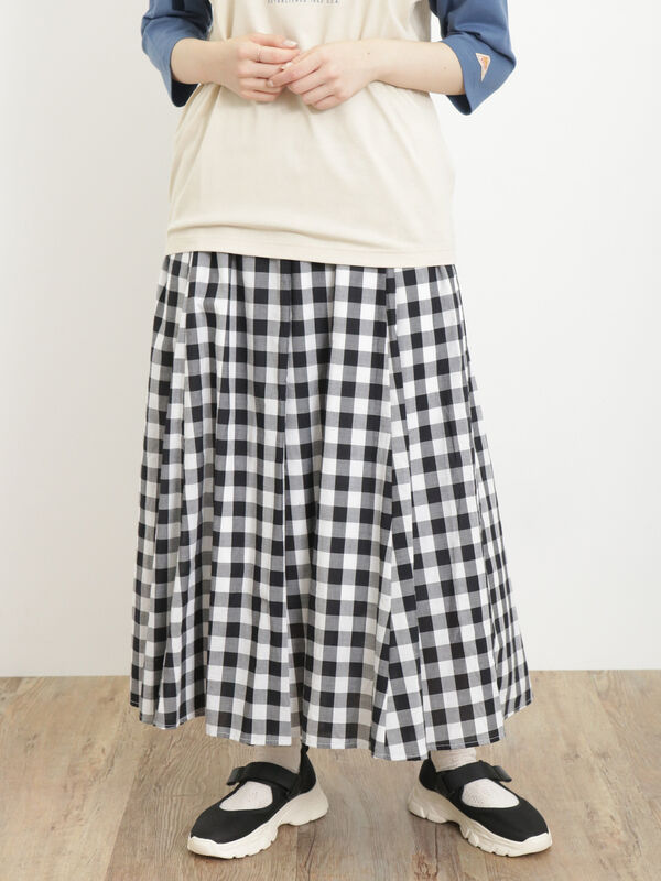 UVカット】軽やかふんわりスキップスカート（オフホワイト/ブラック