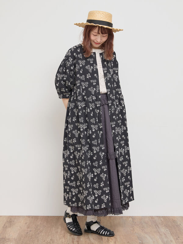 セール】 【Sサイズ / WEB限定】総刺繍ウエスト切替ワンピース 