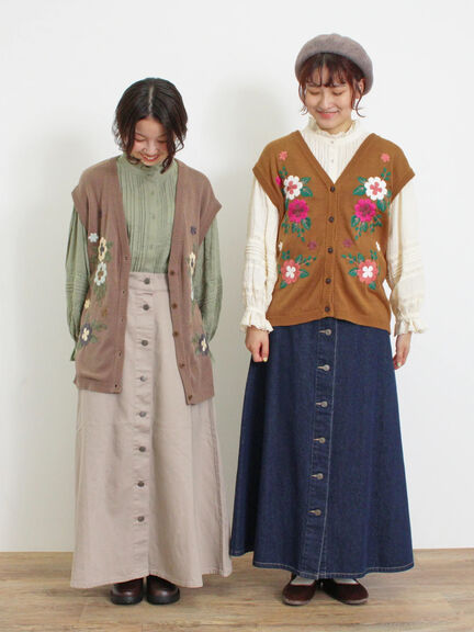 【Sサイズ WEB限定】フロント釦フレアデニムスカート（ベージュ）｜Samansa Mos2（サマンサ モスモス）通販