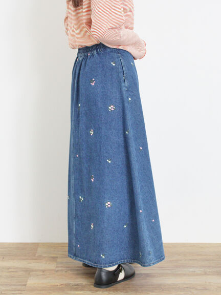 【Sサイズ WEB限定】フロント釦フレアデニムスカート（ベージュ）｜Samansa Mos2（サマンサ モスモス）通販