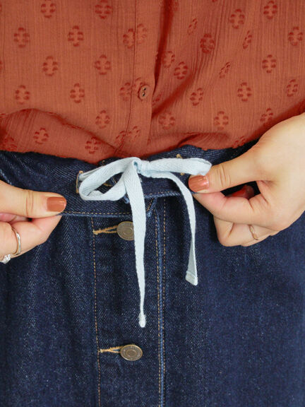 【Sサイズ WEB限定】フロント釦フレアデニムスカート（ベージュ）｜Samansa Mos2（サマンサ モスモス）通販