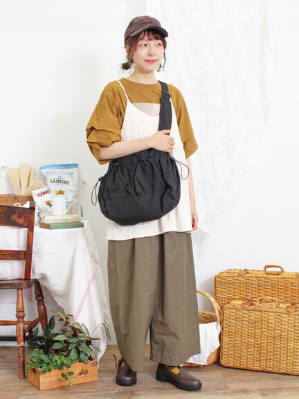 ドローコードデザインワイドパンツ（ベージュ）｜Samansa Mos2（サマンサ モスモス）通販