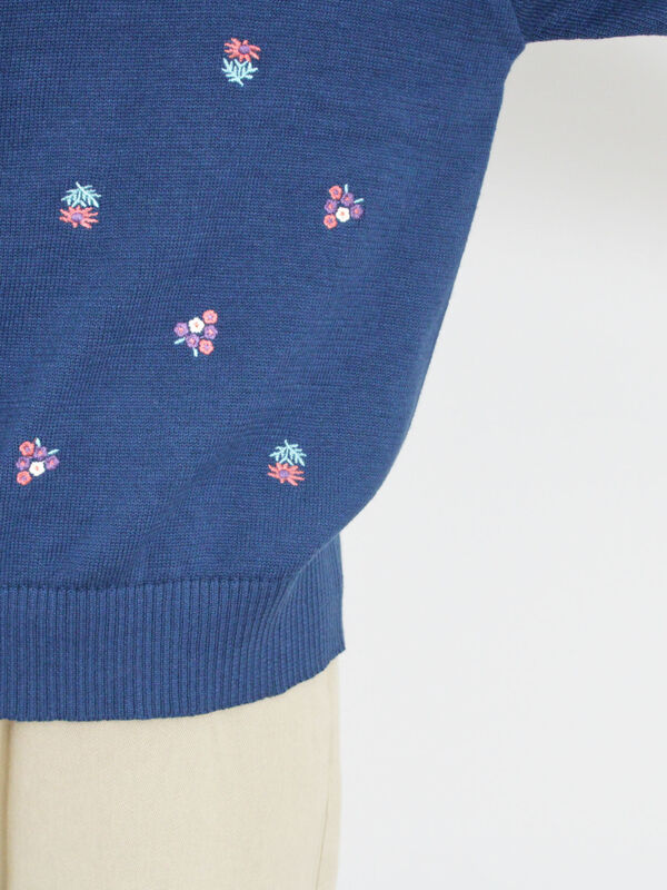 セール】 花刺繍カーディガン（ブラック/マスタード/ブルー/キナリ  