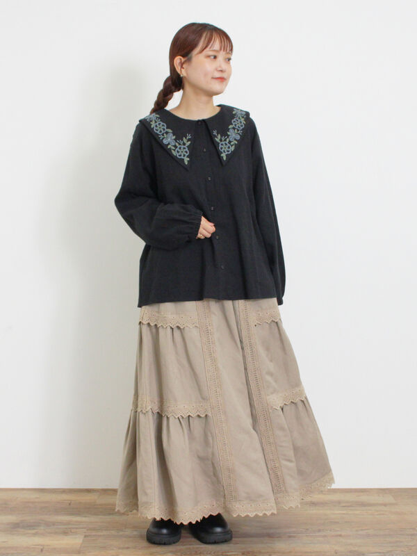 セール】 【マカベアリス×Samansa Mos2】花柄刺繍ブラウス