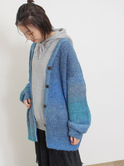 グラデーションブークレミドル丈Vネックカーディガン（グレー）｜Samansa Mos2（サマンサ モスモス）通販