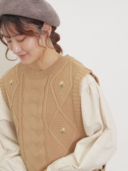 花刺繍脇リボンベスト（ブラック/ベージュ/グリーン/キナリ）｜Samansa Mos2（サマンサ モスモス）通販
