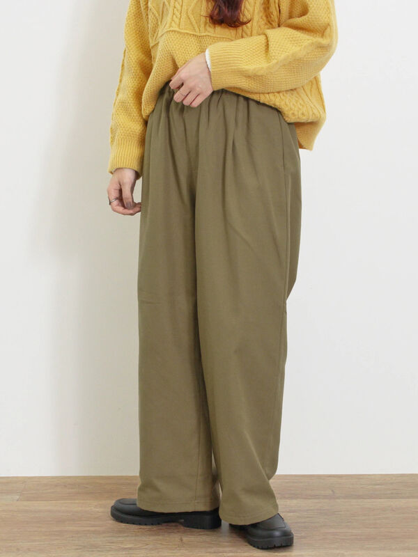 セール】 【保温加工・帯電防止】ストレートパンツ（カーキ/キナリ