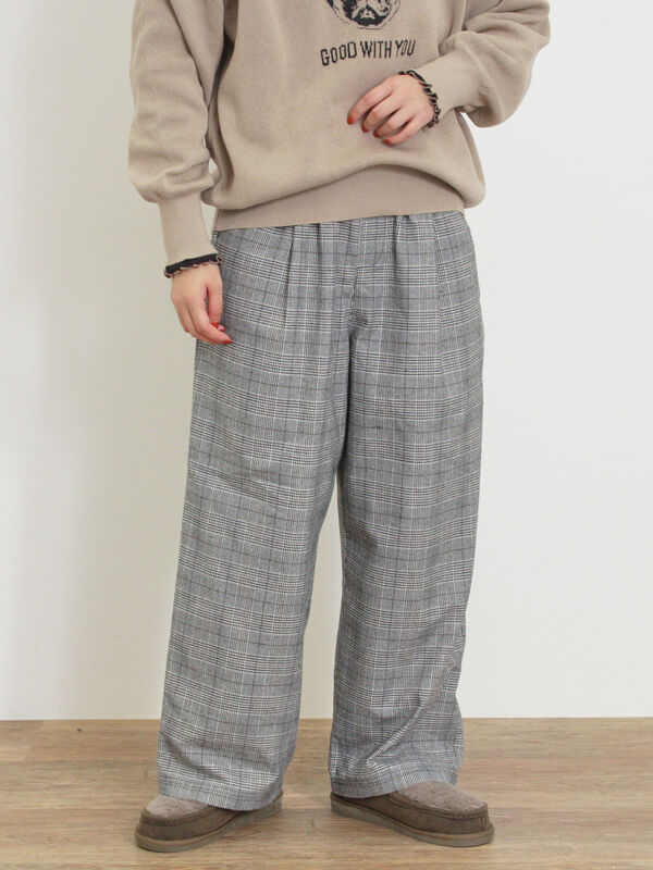 サマンサモスモス今期立川限定パンツ新品 セール】 【保温加工・帯電防止】ストレートパンツ（カーキ/キナリ