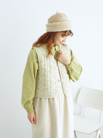 中綿キルトチャイナボタンベスト（チャコールグレー/ネイビー）｜Samansa Mos2（サマンサ モスモス）通販