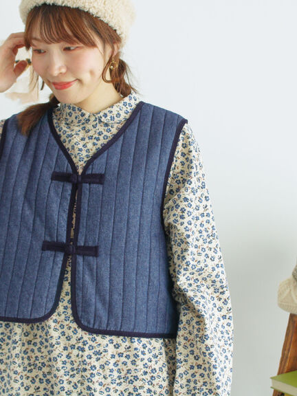 中綿キルトチャイナボタンベスト（チャコールグレー/ネイビー）｜Samansa Mos2（サマンサ モスモス）通販