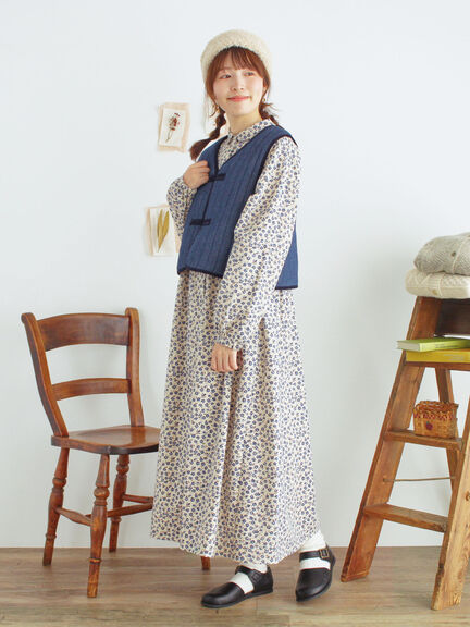 中綿キルトチャイナボタンベスト（チャコールグレー/ネイビー）｜Samansa Mos2（サマンサ モスモス）通販