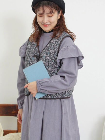 中綿キルトチャイナボタンベスト（チャコールグレー/ネイビー）｜Samansa Mos2（サマンサ モスモス）通販