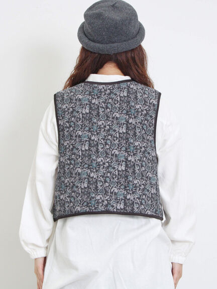 中綿キルトチャイナボタンベスト（チャコールグレー/ネイビー）｜Samansa Mos2（サマンサ モスモス）通販