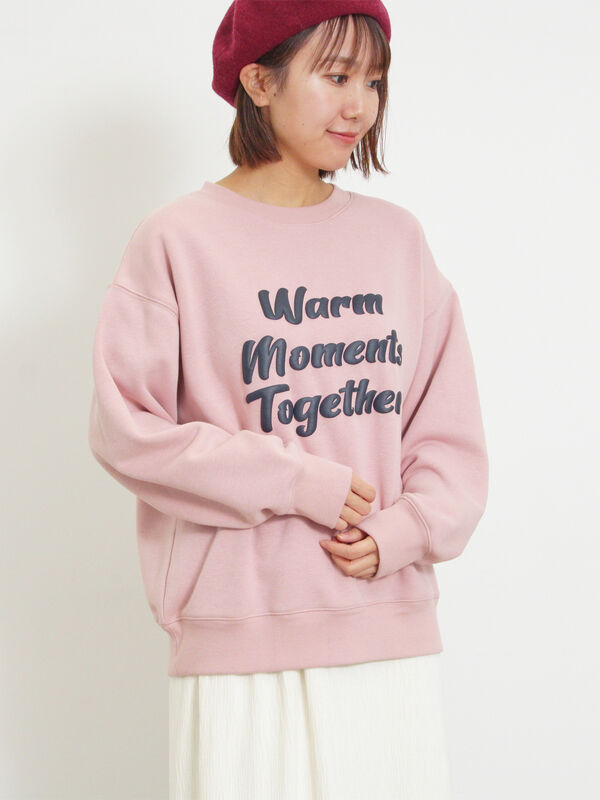 セール】 裏ボアロゴプリントスウェット（ブルー/キナリ/トップス