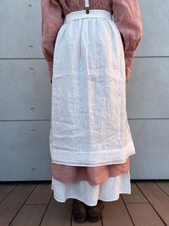 ★SM2・立川限定★shop sold out/サス付エプロンスカート/オフ 立川限定】リネンサス付エプロンスカート（オフホワイト/グレー