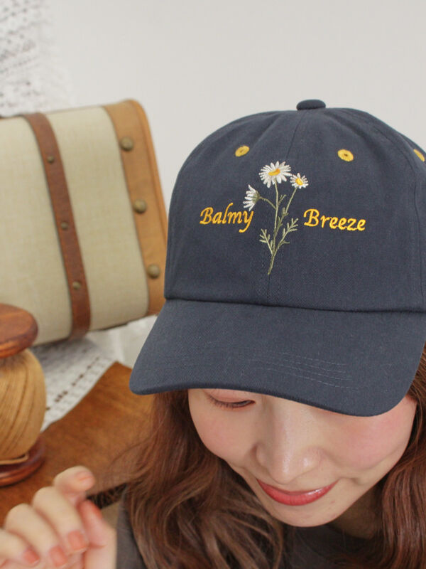 セール】 【消臭効果】お花刺繍キャップ（ベージュ/ネイビー