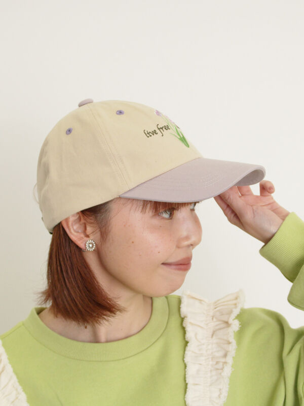 セール】 【消臭効果】お花刺繍キャップ（ベージュ/ネイビー