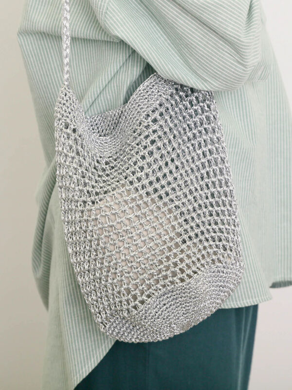 セール】 メタリックショルダーバッグ（シルバー/ブラック/グリーン