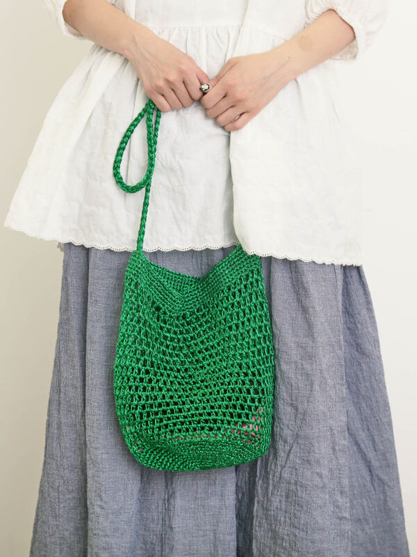 セール】 メタリックショルダーバッグ（シルバー/ブラック/グリーン