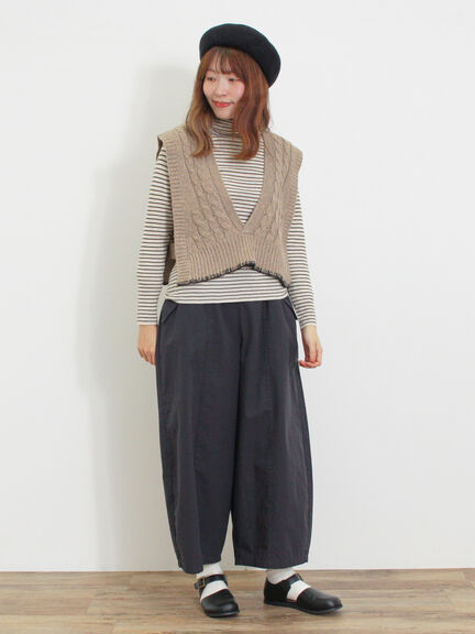 ◎ブランケットステッチケーブル編みショートベスト（オフホワイト/チャコールグレー）｜Samansa Mos2（サマンサ モスモス）通販