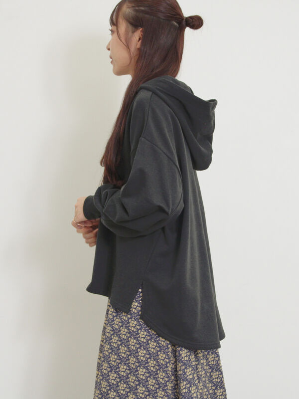 セール】 袖タックスキッパーフーディー（オフホワイト