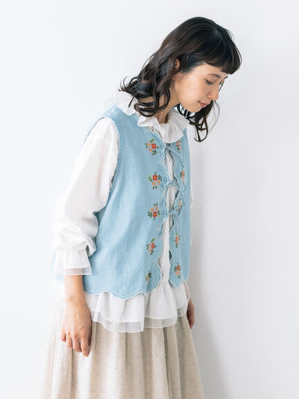 【kazumi×Samansa Mos2】刺繍入リボンベスト（ベージュ/サックスブルー/ブルー）｜Samansa Mos2（サマンサ モスモス）通販