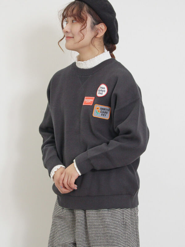 セール】 ワッペン付スウェットライクニット（グレー/チャコールグレー