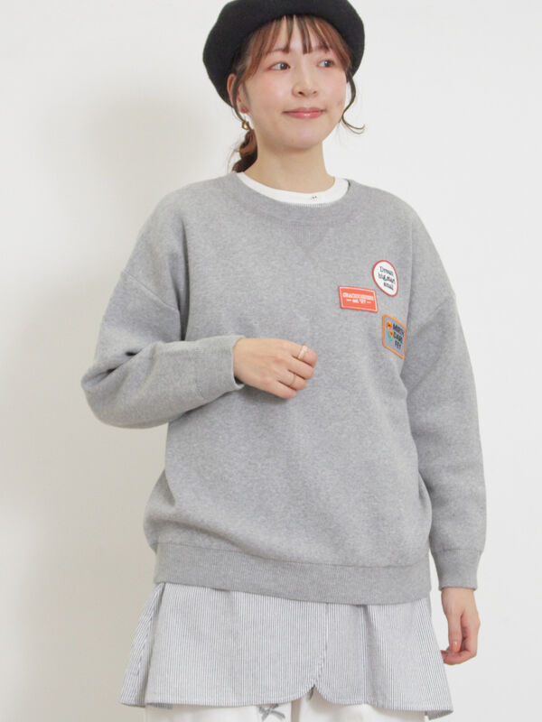セール】 ワッペン付スウェットライクニット（グレー/チャコールグレー