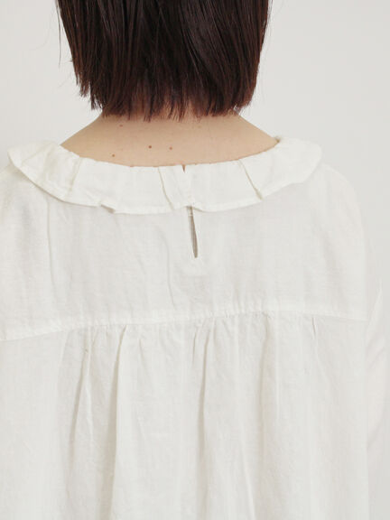 【Cross×Linen】フリルカラーブラウス（オフホワイト/ピンク/ベージュ/サックスブルー/ブルー）｜Samansa Mos2（サマンサ モスモス）通販