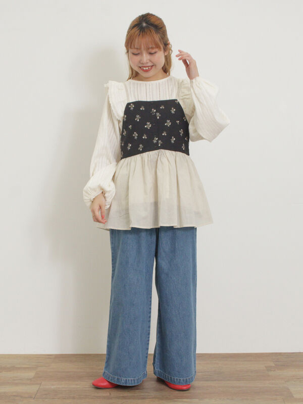 はな セール】 バイカラー花刺繍ビスチェ（オフホワイト/ブラック
