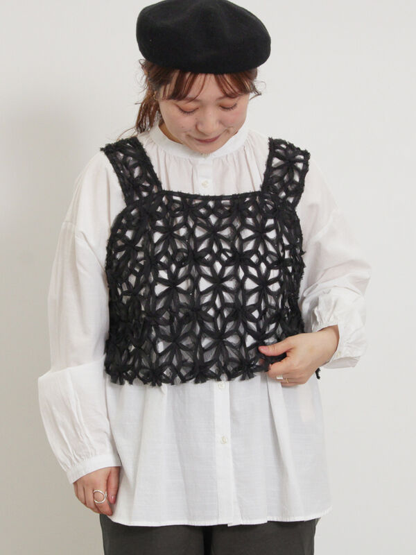セール】 シフォンテープフラワーベスト（オフホワイト/ブラック