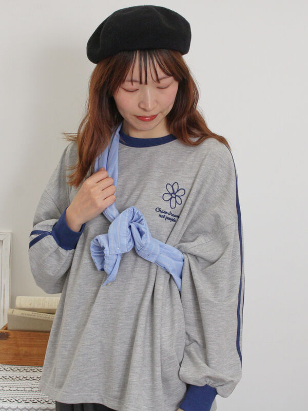ミニ裏毛ワンポイント刺繍ラインスウェット（グレー）｜Samansa Mos2（サマンサ モスモス）通販
