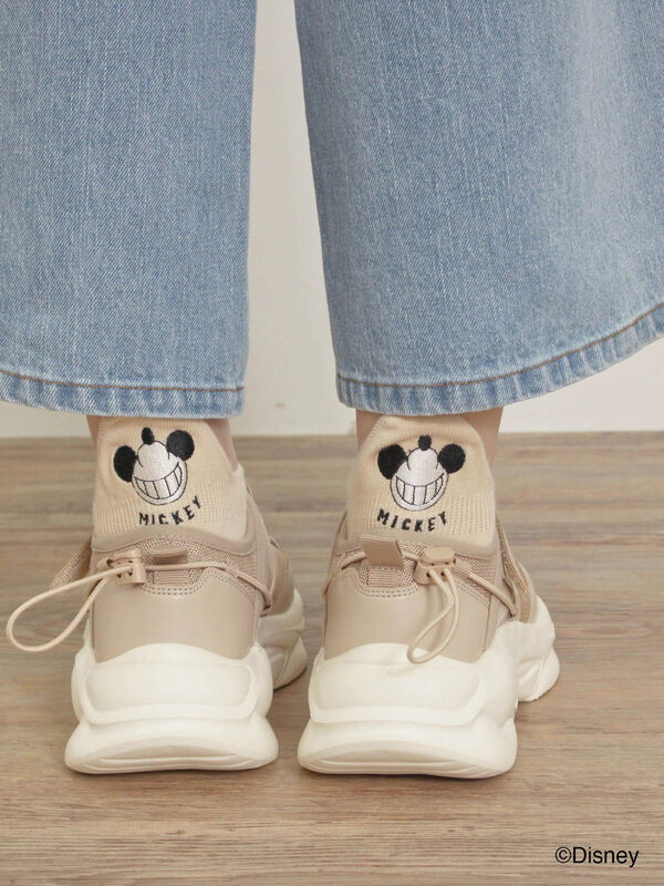 セール】 【Disney】ミッキー&フレンズ/バック刺繍ソックス