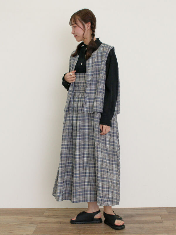 Cross×Linen】ジャンスカ(ブラック/レッド/ベージュ/グリーン Cross×Linen】ジャンスカ(ブラック/レッド/ベージュ/グリーン