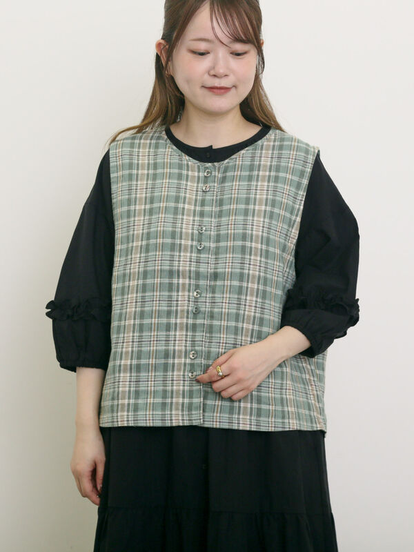 新品　サマンサモスモス 【Cross×Linen】並びボタンベスト セール】 【Cross×Linen】並びボタンベスト（ブラック/ベージュ