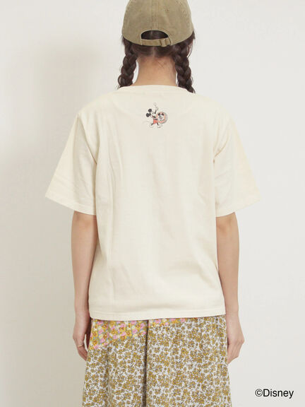 【Disney】ミッキー&フレンズ/ヴィンテージライクTシャツ（グレー/レッド/キナリ）｜Samansa Mos2（サマンサ モスモス）通販