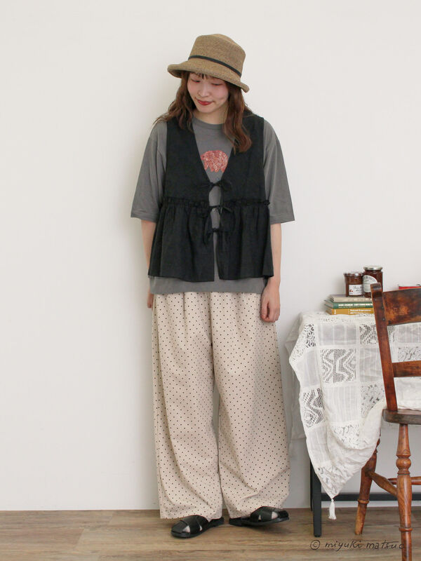 セール】 【miyuki matsuo×Samansa Mos2】刺繍ベスト（オフホワイト