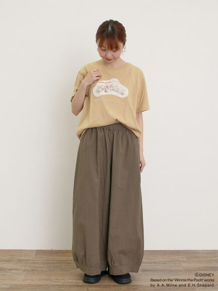 【Disney】くまのプーさん/アップリケTシャツ（オフホワイト/ブラック/ベージュ/イエロー）｜Samansa Mos2（サマンサ モスモス）通販