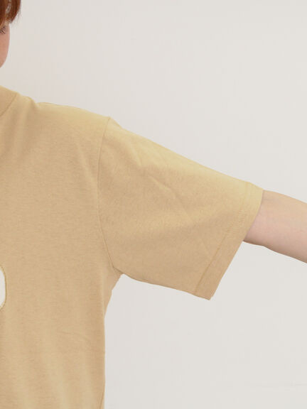 【Disney】くまのプーさん/アップリケTシャツ（オフホワイト/ブラック/ベージュ/イエロー）｜Samansa Mos2（サマンサ モスモス）通販