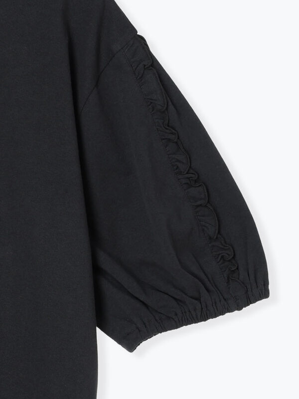 セール】 袖タテフリルTシャツ（オフホワイト/ブラック/モカ/トップス