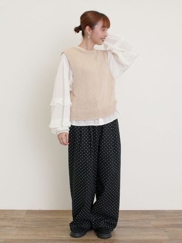 日本製✨エムアンドキョウコ 刺繍パンツ ドット 佐藤繊維 コットン ベージュ S 日本製✨エムアンドキョウコ 刺繍パンツ ドット 佐藤繊維 コットン