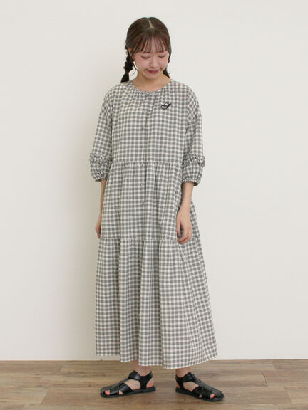 【S/Mサイズ】イニシャル刺繍7分袖ティアードワンピース（チャコールグレー/ブラック/レッド/ネイビー）｜Samansa Mos2（サマンサ モスモス）通販