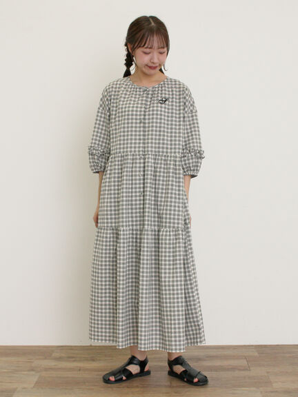 【S/Mサイズ】イニシャル刺繍7分袖ティアードワンピース（チャコールグレー/ブラック/レッド/ネイビー）｜Samansa Mos2（サマンサ モスモス）通販
